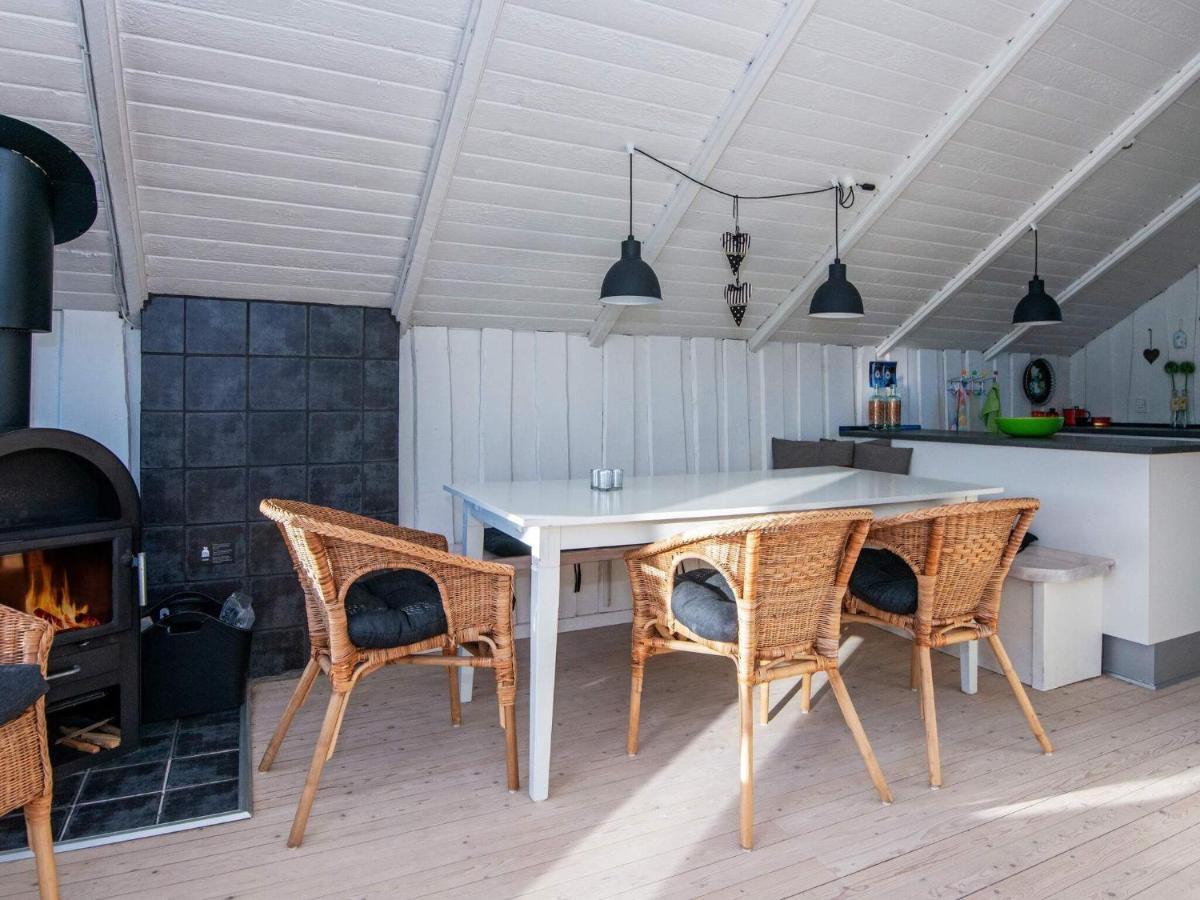 8 Person Holiday Home In Hejls Exterior foto