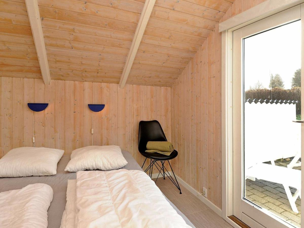 8 Person Holiday Home In Hejls Exterior foto