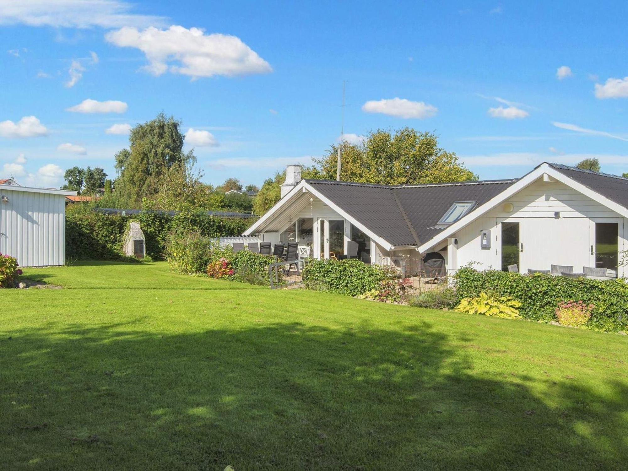 8 Person Holiday Home In Hejls Exterior foto